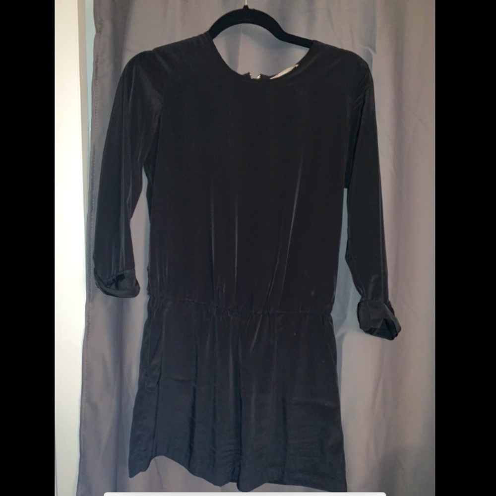 Quarter sleeve romper
